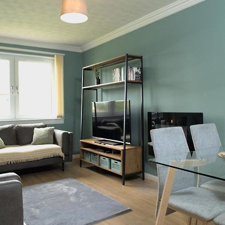 Modern 2-Bed Haven, Free Parking Apartment Edinburgh Luaran gambar